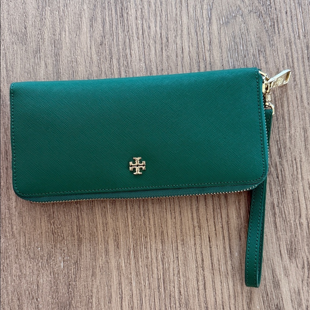 Tory Burch Emerald Green Zip Wristlet with Gold Logo